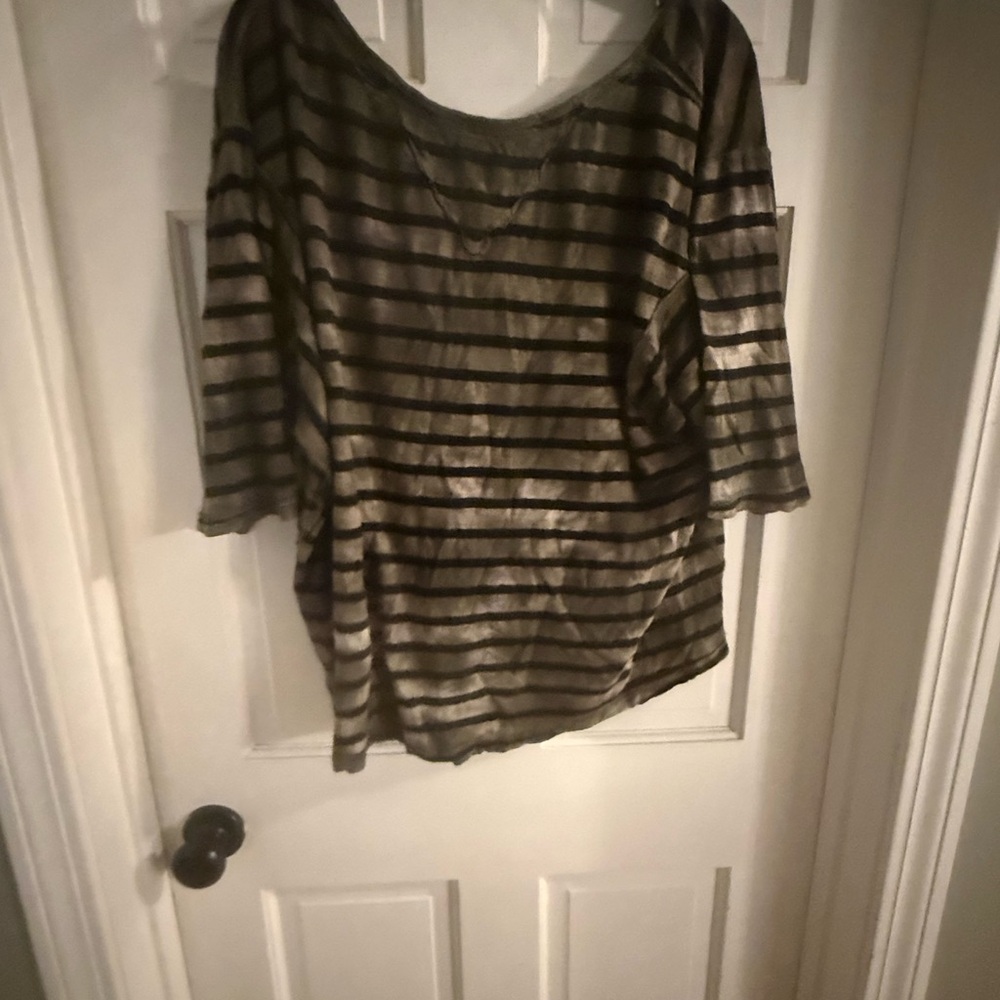 Striped V-Neck Top - Picture 2 of 2